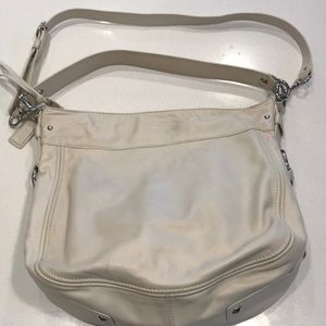 Cream coach hobo bag with crossbody strap